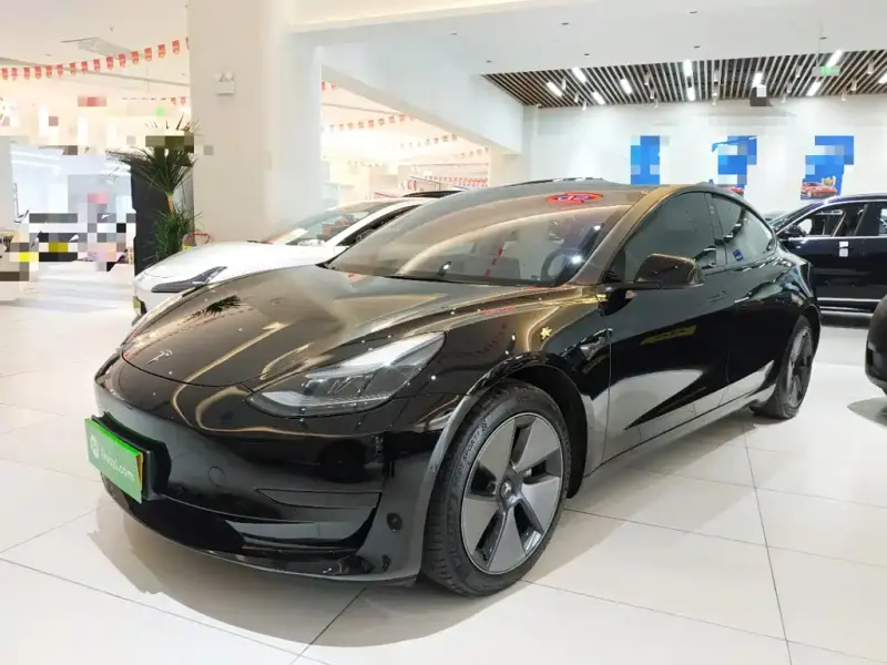 Tesla Model 3, 2022