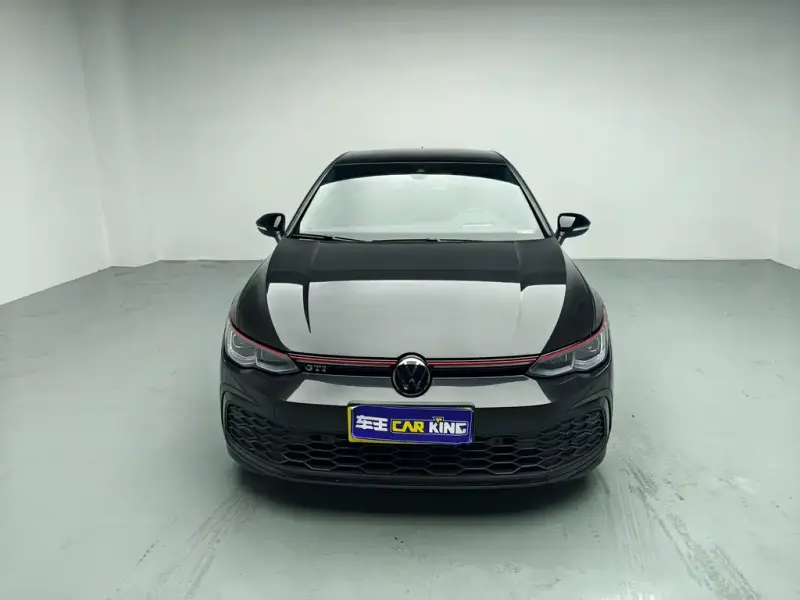 Volkswagen Golf GTI, 2023