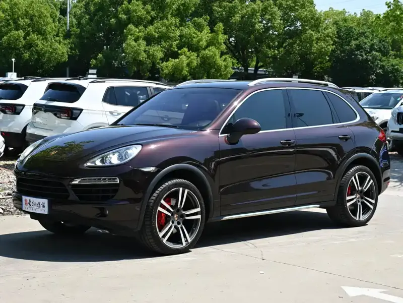 Porsche Cayenne, 2013