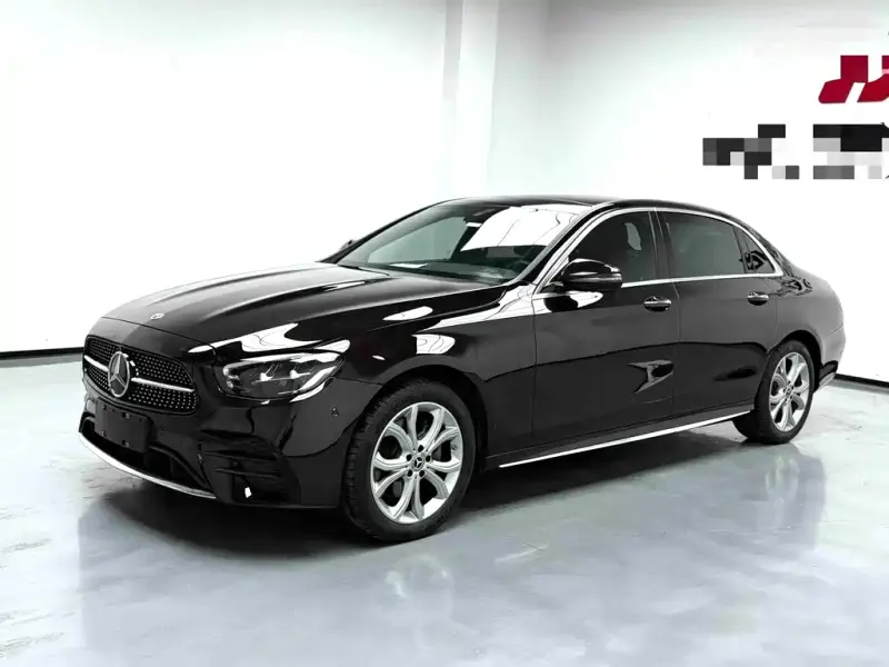 Mercedes-Benz E-Class, 2022