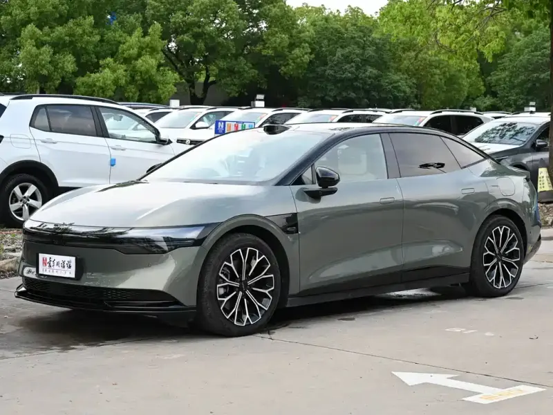 Zeekr 007, 2024