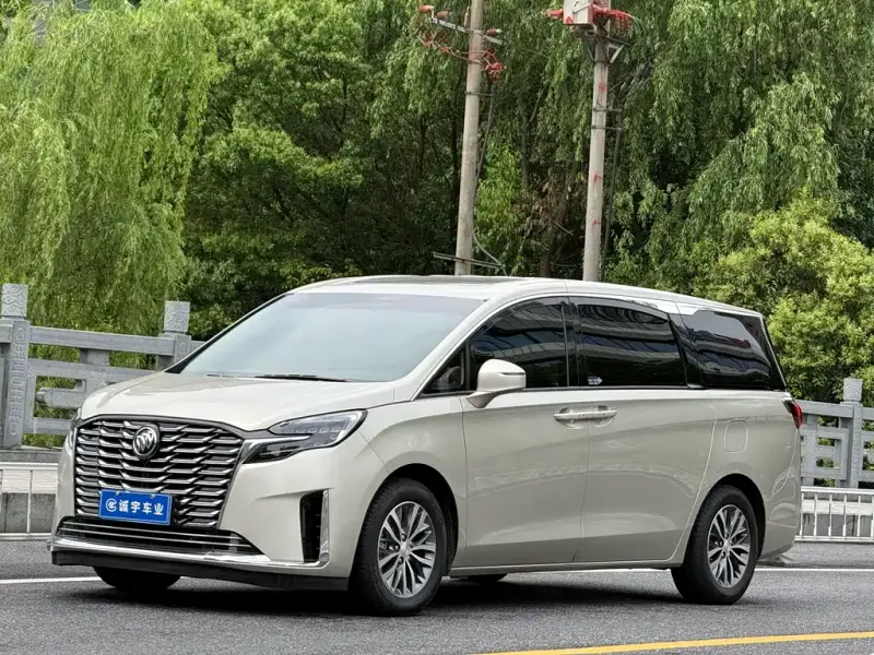 Buick GL8, 2022