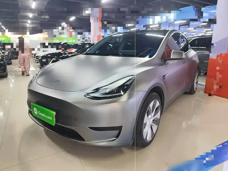 Tesla Model Y, 2023