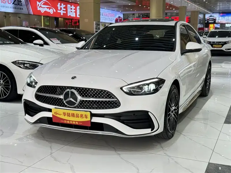 Mercedes-Benz C-Class, 2024
