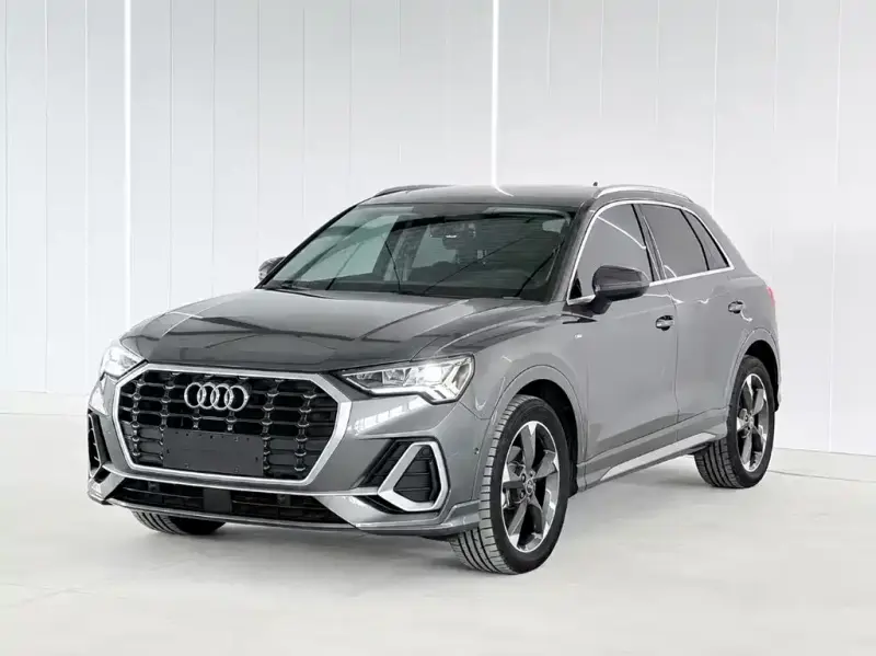 Audi Q3, 2022