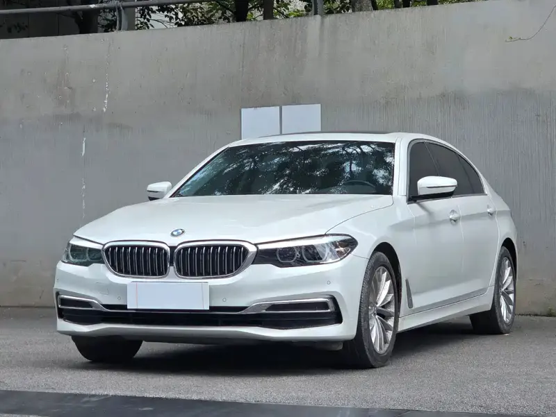 BMW 5 Series, 2020