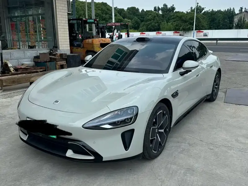 Xiaomi SU7, 2025