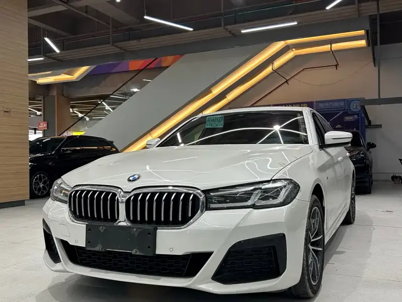 BMW 5 Series, 2022