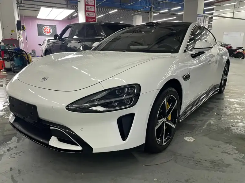 Xiaomi SU7, 2025