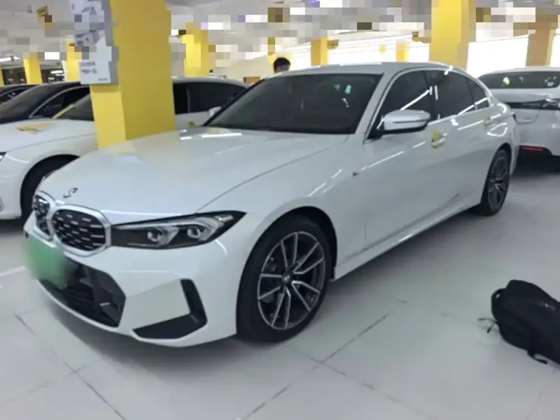 BMW 3 Series, 2024