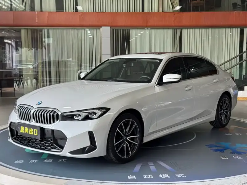 BMW 3 Series, 2022