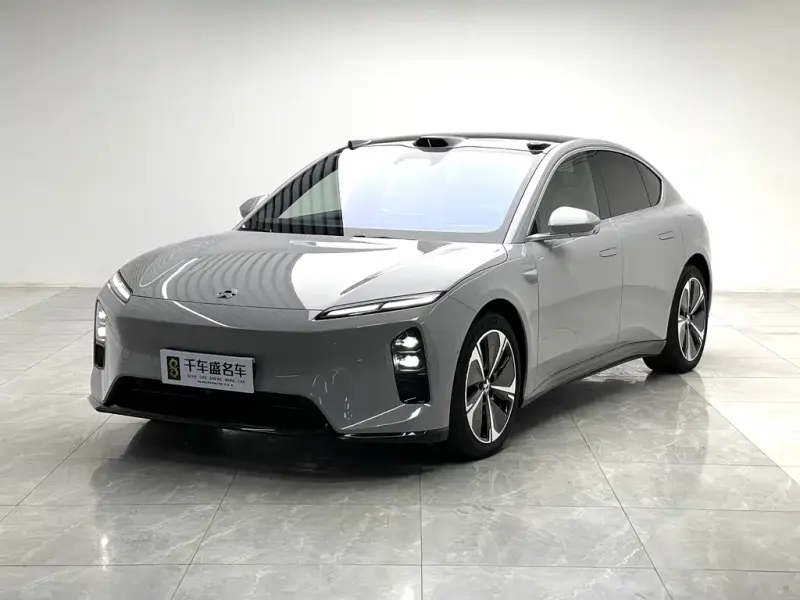 NIO ET5, 2025