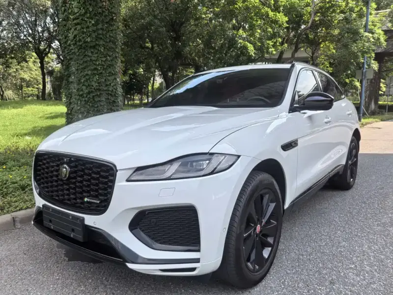 Jaguar F-PACE, 2023