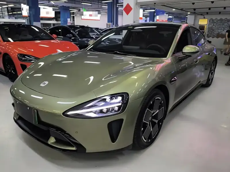 Xiaomi SU7, 2025