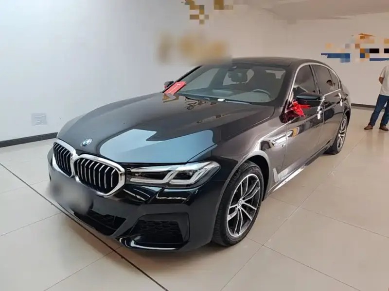 BMW 5 Series, 2022