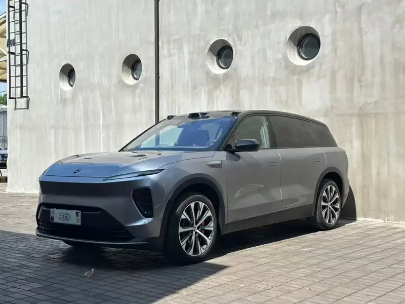 NIO ES8, 2024