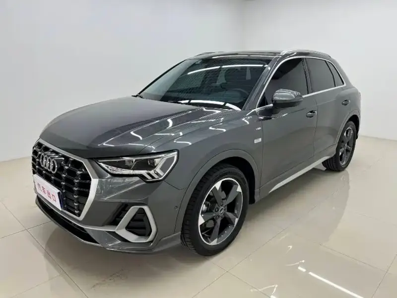 Audi Q3, 2022