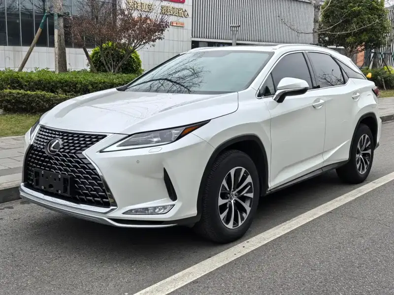 Lexus RX, 2021