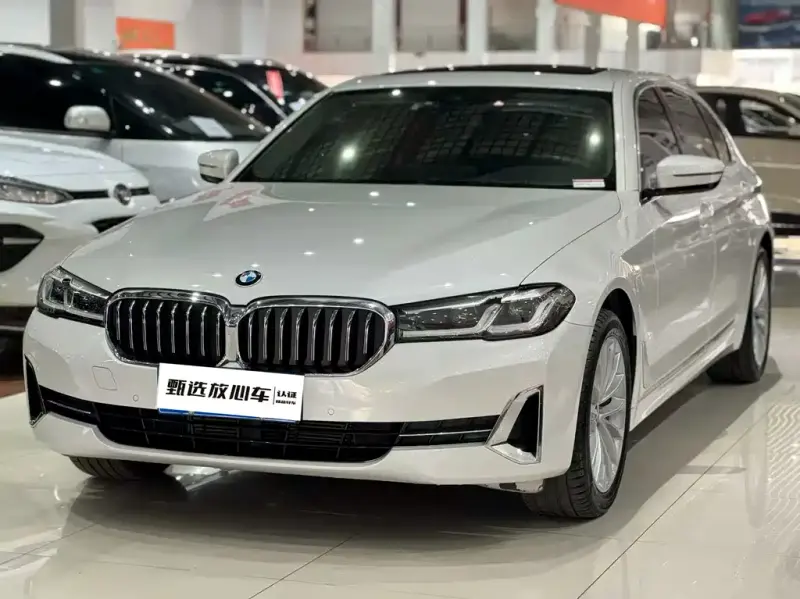 BMW 5 Series, 2022