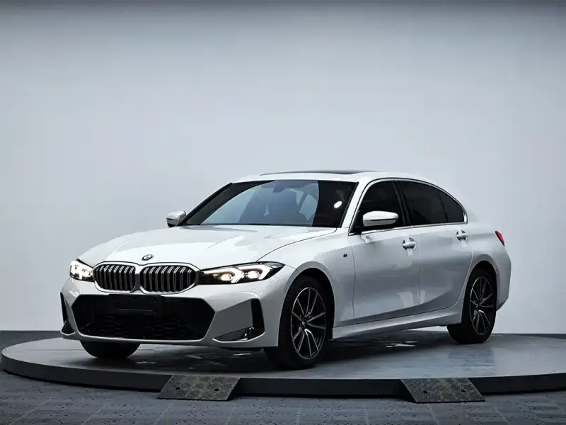 BMW 3 Series, 2023