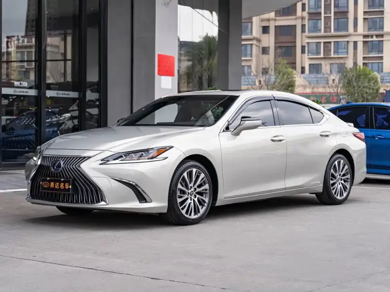 Lexus ES, 2021