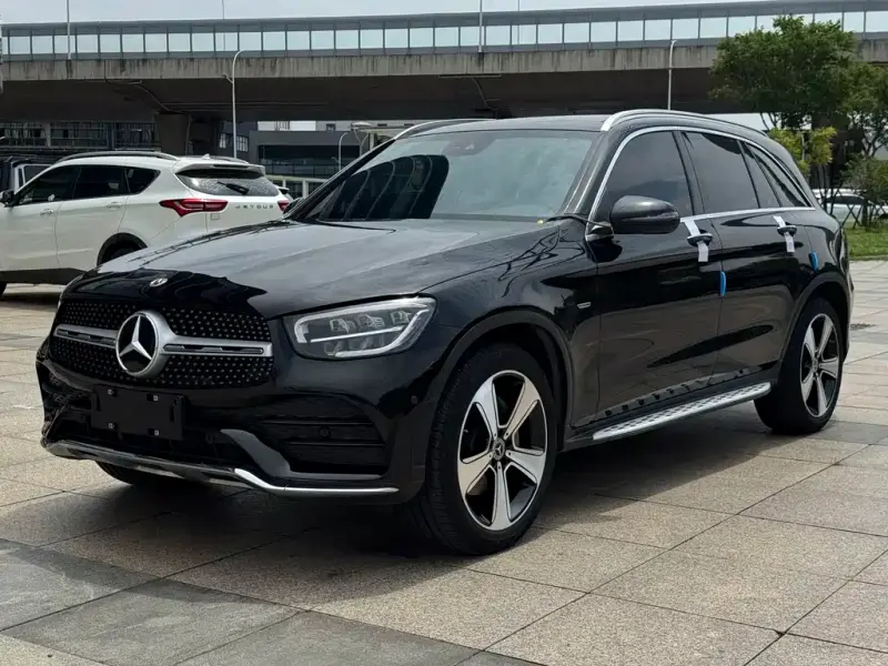 Mercedes-Benz GLC, 2023