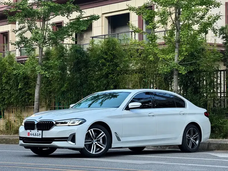 BMW 5 Series, 2023