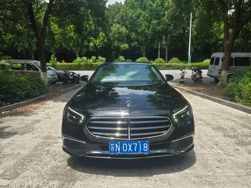 Mercedes-Benz E-Class, 2022