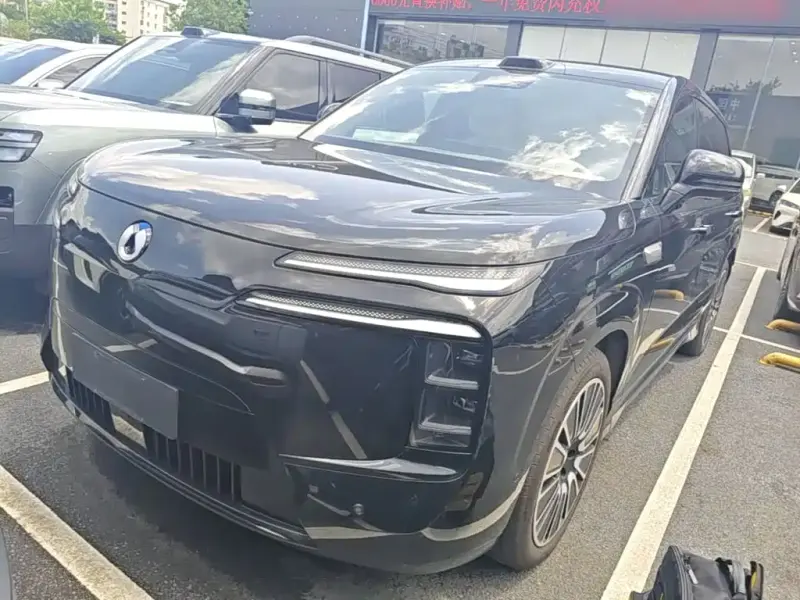 Denza N8L, 2025