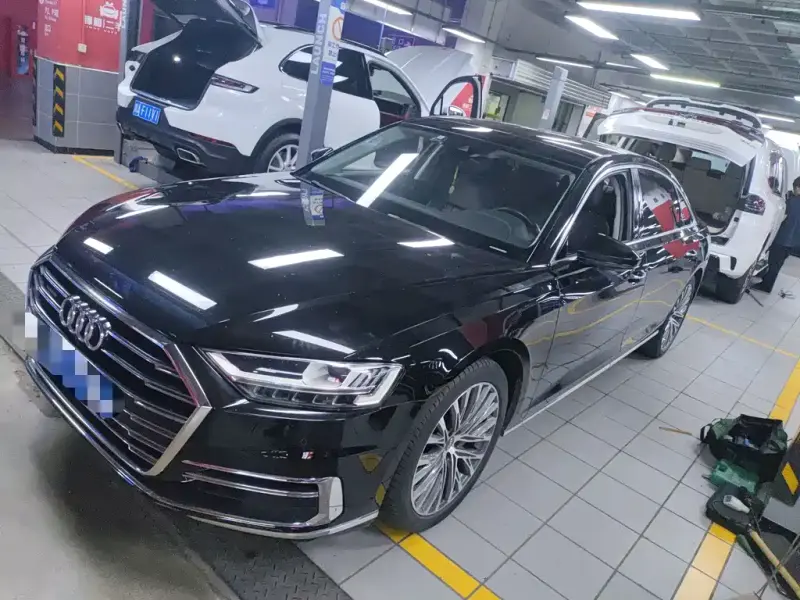 Audi A8, 2019