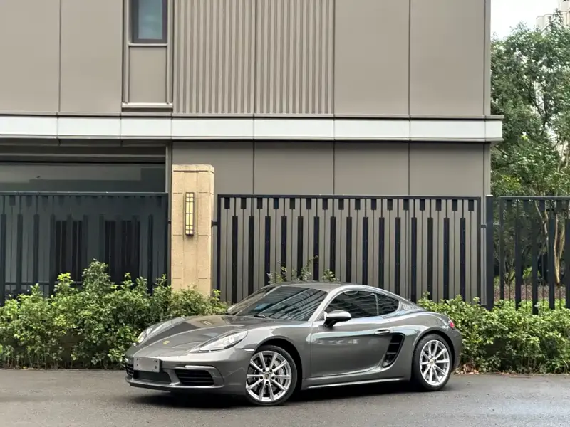 Porsche 718, 2022