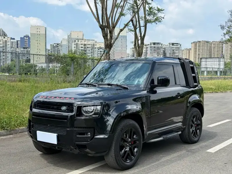 Land Rover Defender, 2024