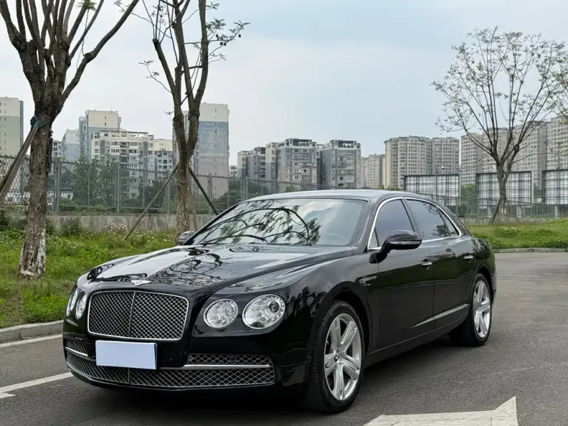 Bentley Flying Spur, 2015