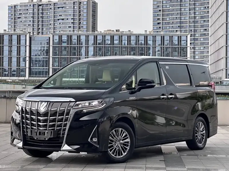 Toyota Alphard, 2022