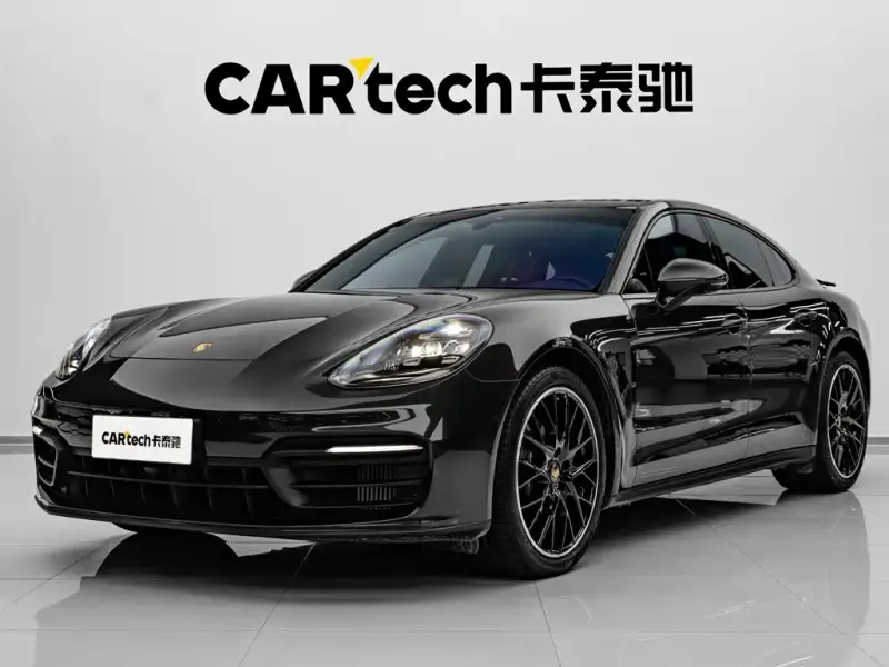Porsche Panamera, 2022