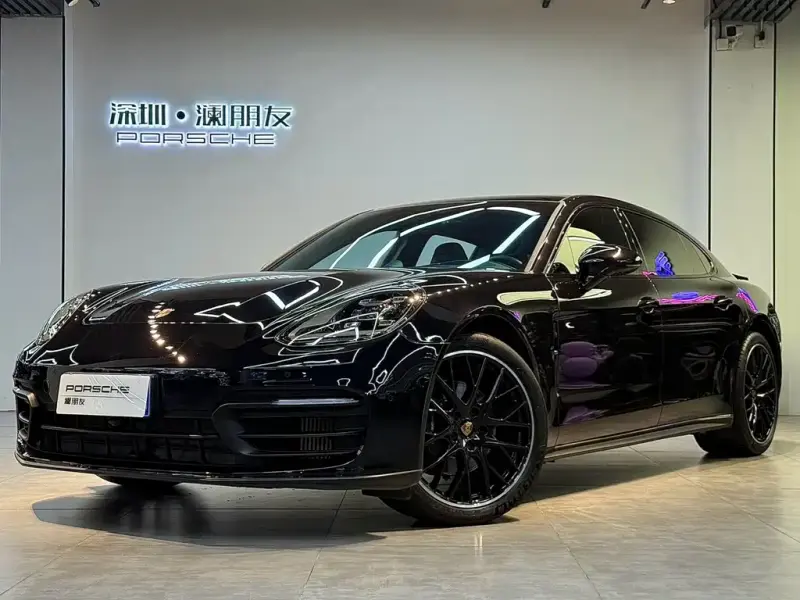 Porsche Panamera, 2022