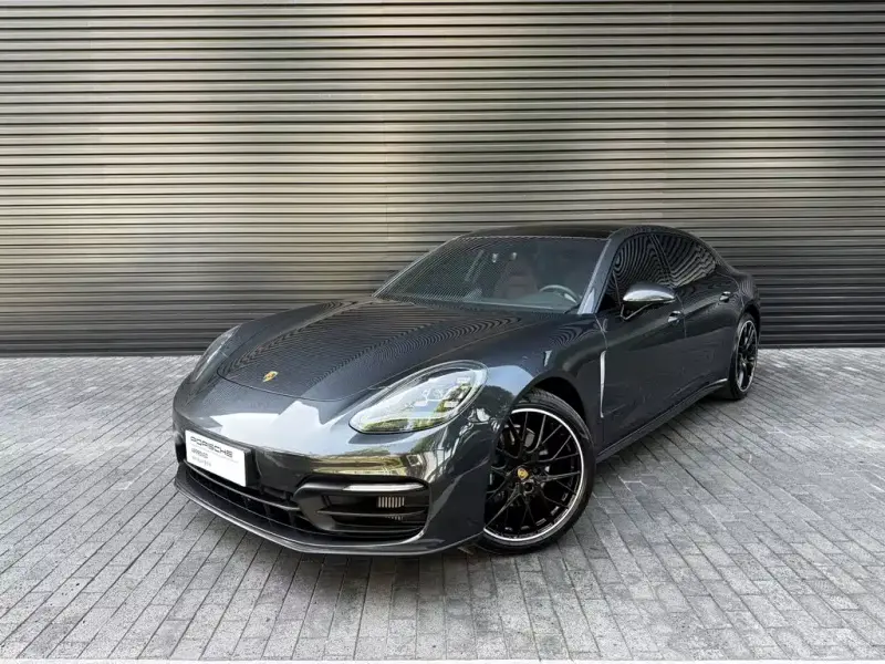 Porsche Panamera, 2023