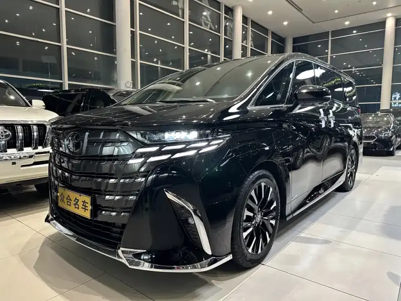 Toyota Alphard, 2024