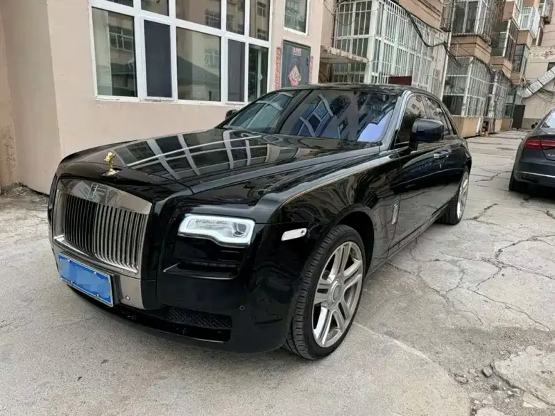 Rolls-Royce Ghost, 2011