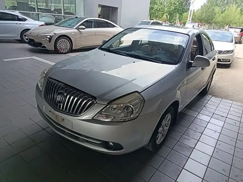 Buick Excelle, 2015