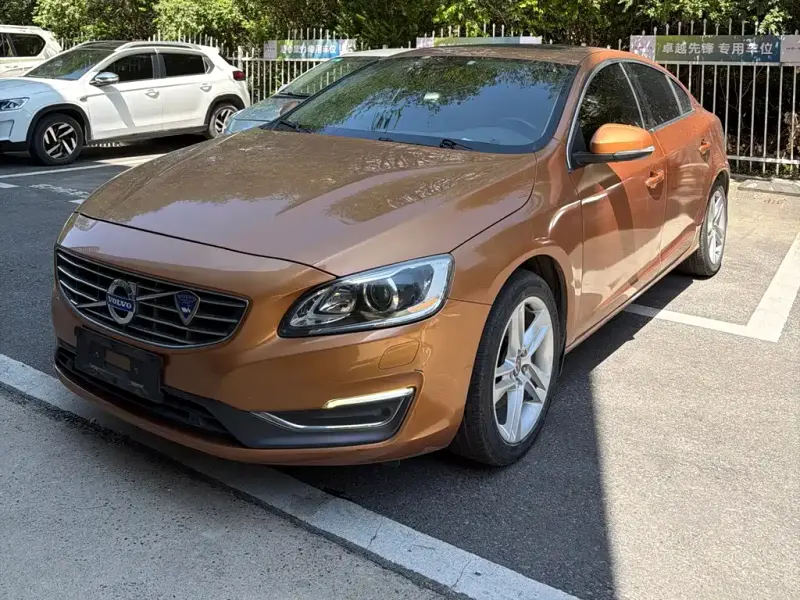 Volvo S60, 2014