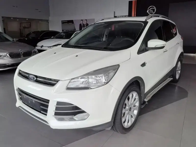 Ford Kuga, 2016
