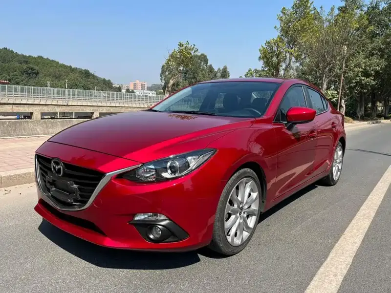 Mazda 3 Axela, 2014
