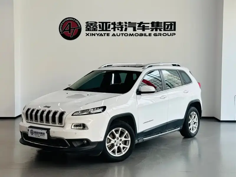 Jeep Cherokee, 2016