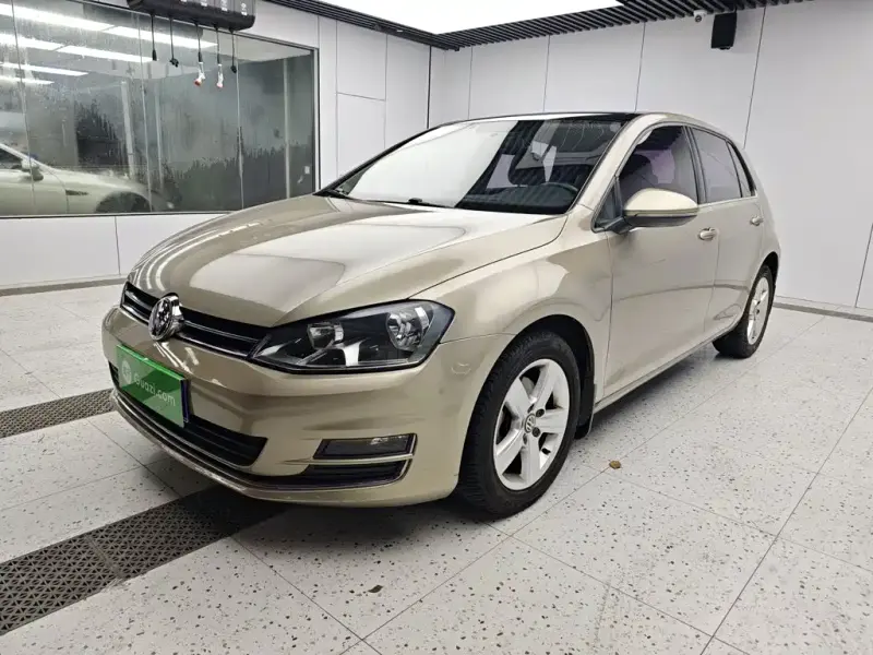 Volkswagen Golf, 2014