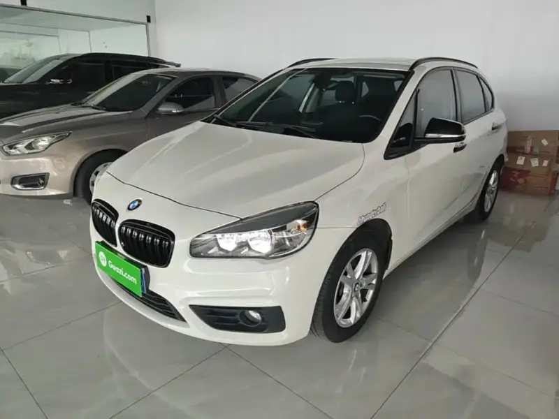 BMW 2 Series Active Tourer (Import), 2015