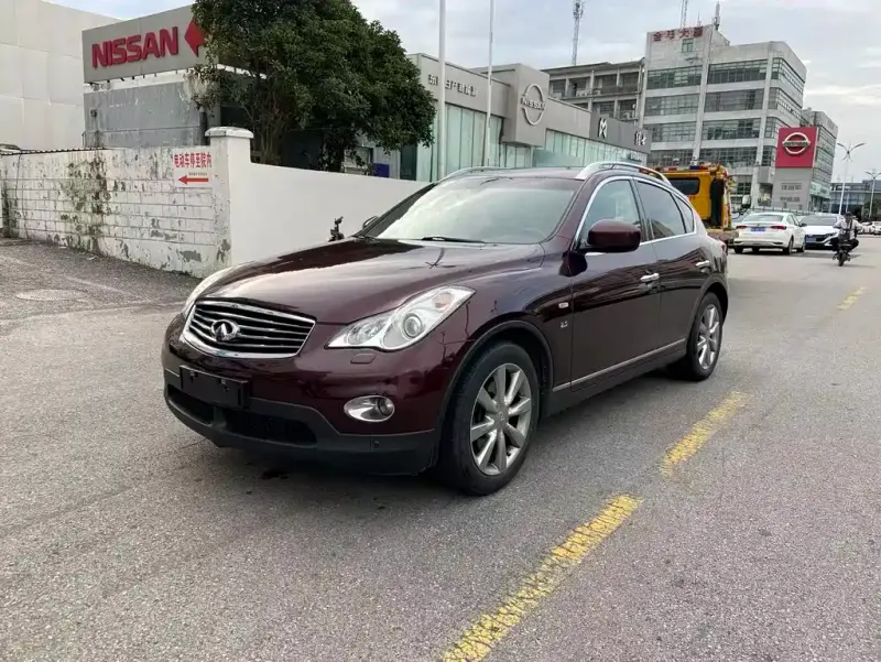 Infiniti QX50 (Import), 2014