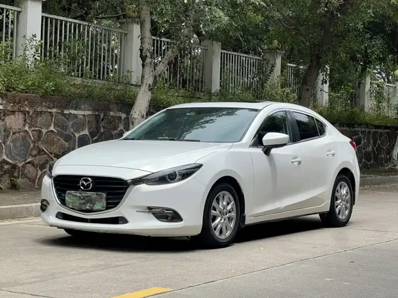 Mazda 3 Axela, 2018