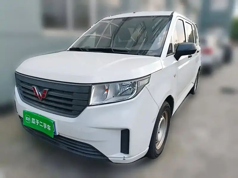 Wuling Hongguang PLUS, 2020