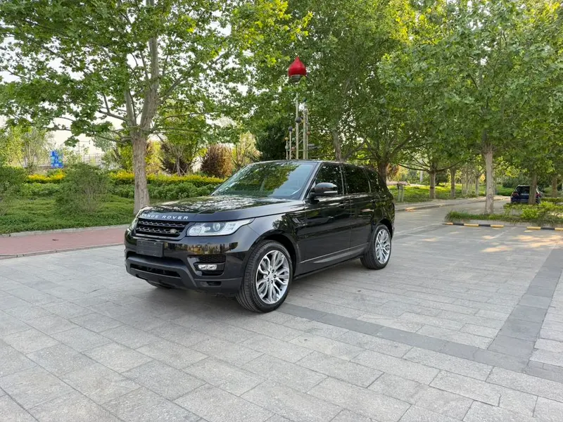 Land Rover Range Rover Sport, 2015